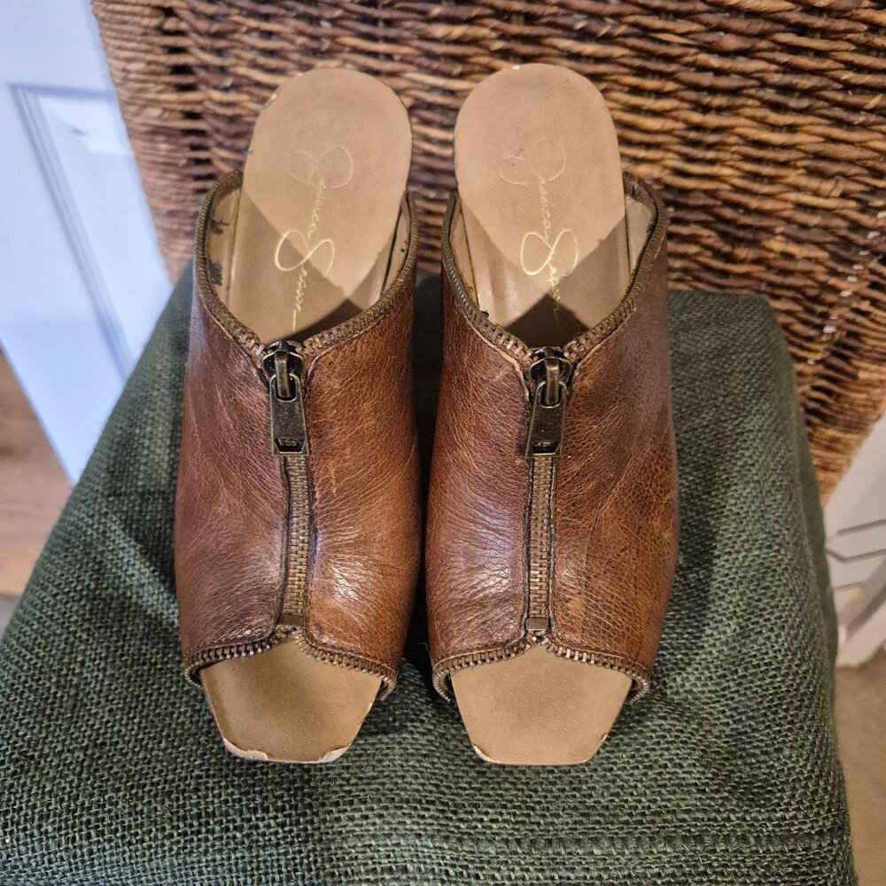 Jessica Simpson Clog